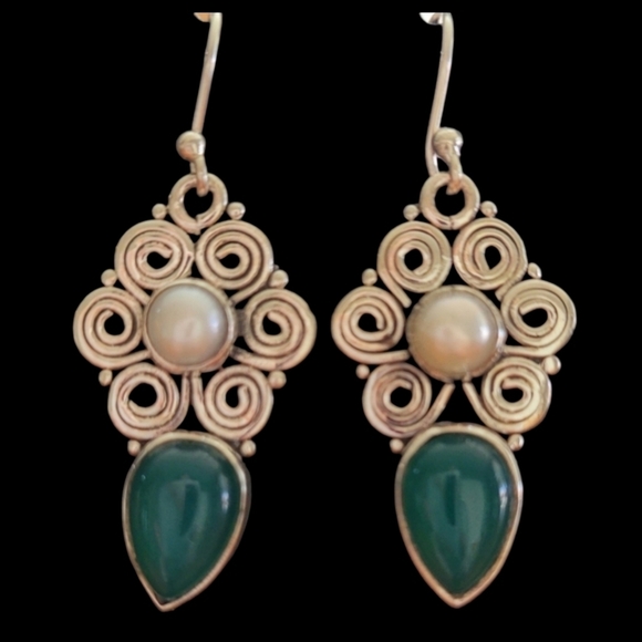Sterling Silver Green Onyx and Pearl Dangle Earrings